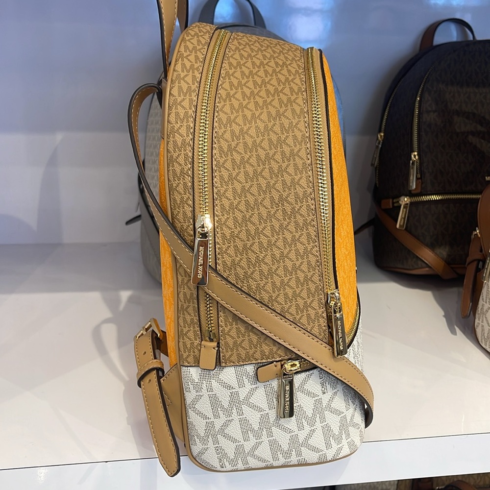 MICHAEL KORS Rhea Medm Zip Color-Block Signature Logo Backpack
POP ORNG MLT
NWT - Picture 4 of 16